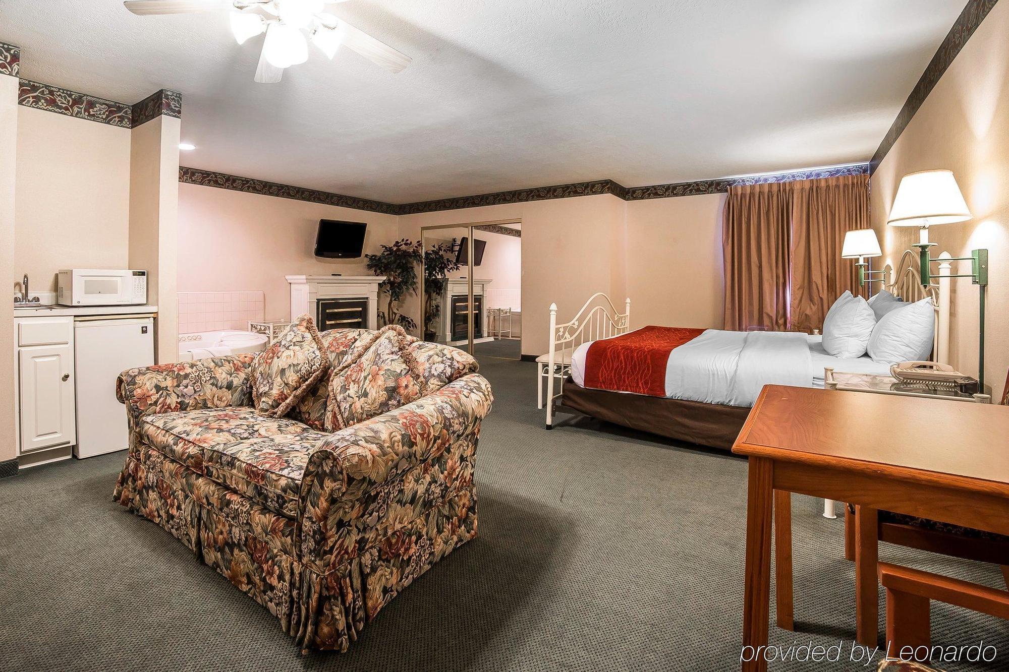 Comfort Inn & Suites Near Fallon Naval Air Station Exterior photo
